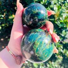 1 个绿色天然水晶抛光球非常适合冥想和家居装饰 - 多色 - 查看 13