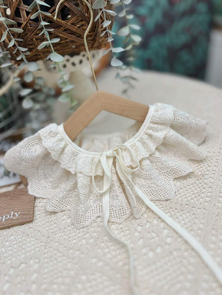 1 pezzo Collo retrò elegante e rimovibile da donna con ricamo floreale, design regolabile con fiocco a volant, adatto per uso quotidiano e San Valentino - Beige - Visualizzare 1