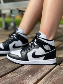 Nike Air Jordan 1 Mid Panda Black White DV0991-101 Women's Fashion Sneaker New - 黑與白 - 查看 9