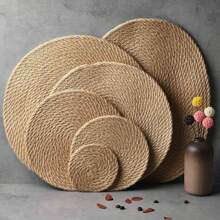 A Round Jute Woven Placemat, A Pure Hand-Woven Straw Coaster, A Japanese-Style Heat-Insulating And Scald-Proof Bowl Mat And Pot Mat. It Is Suitable As A Heat-Insulating Table Mat For Dining Tables At Home, For Decoration, And As A Wedding Decoration Mat. - Yellow - View 1