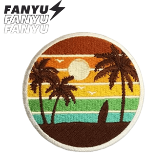 Surfing And Beach Sunset Outdoor Adventure Patch - Colorful Embroidered Heat-Activated/Sew-On Patch Fabric Sticker Clothing Personalized DIY Accessory Can Be Sewn Onto Or Ironed Onto Clothing Or Used As A Badge For Clothing, Shoes, Hats, Bags And Accessories Summer, School