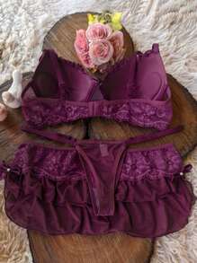 Lingerie With Bra Panties And Mini Skirt Thong And Skirt Sensual Lingerie Set With Madonna Cup - 酒紅色 - 查看 2