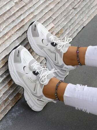 Tenis de moda para mujer, diseño casual, transpirables y cómodos, suela gruesa adecuada para todas las estaciones, cierre con cordones, estilo moderno, versátiles y livianos, adecuados para deportes diarios, zapatillas de moda casual, suela gruesa mejorada, zapatillas de lona, ​​cordones para estudiantes. Zapatos altos, zapatos negros para mujer, zapatos casuales de primavera para mujer, zapatos casuales de suela gruesa, zapatos ortopédicos huecos y transpirables para caminar, zapatos casuales de verano con cordones para entrenamiento, tenis para caminar