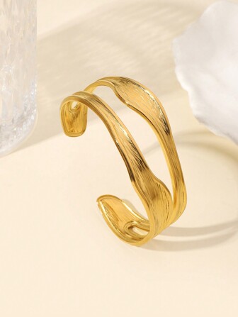 1pc Fashionable Niche Design Delicate Minimalist Asymmetrical Textured Stainless Steel Adjustable Bangle
