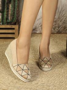 Women's 2025 New Fisherman Slip-On Shoes, Woven Fabric Upper, Thick Flat Soft Sole, Embroidery, Loafer Style