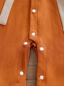 1件男婴卡通熊印花休闲连体衣套装