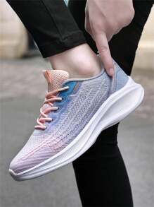 Zapatillas deportivas de mujer para primavera/verano Zapatos casuales al aire libre, zapatillas para correr ligeras, suaves y transpirables para viaje de malla al aire libre