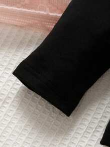 Two Pieces Set Young Girl Black And White Stripes Printed Pullover Sweatshirt With Round Collar And Casual Pants Set For Little Girls For Fall