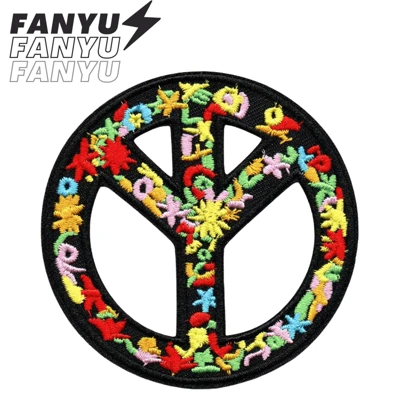花朵和平标志骑行爱心木纹和平刺绣熨烫贴片，适用于背包、夹克、服装、个性化DIY配件。可缝制或熨烫在衣服上，作为装饰贴花徽章、鞋子、帽子、包包、配件，也可用于修补破洞和刺绣。适合夏季和学校使用。