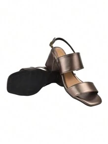 Donatella Shoes Women's Clogs Square Toe High Heel Casual Metallic Sandal - 銀色 - 查看 5