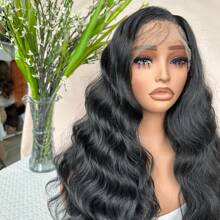 Peruca Sintética Ondulada com Frente de Renda 13*6, Cabelo Extra Longo de 32 Polegadas, Repartição Central, Preto Natural com Destaques Loiro Mel, Adequada para Festa e Uso Diário, Fibra Resistente ao Calor, Peruca Completa para Mulheres - Preto - Visão 6