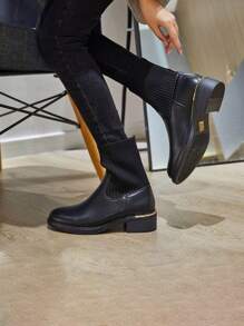 Ankle Boots With Ribbed Elastic Upper – Modern Comfort And Minimalist Style - Black - View 2