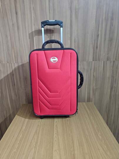 Mala de Viagem Pequena de bordo com rodinhas medidas padrao anac