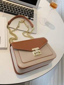 حقيبة كتف مربعة صغيرة مع قفل دفع وسلسلة ديكورية، حقيبة كلاتش، حقيبة كلاتش بسيطة، كلاسيكية، جلدية صغيرة عصرية، حقيبة مربعة، للسيدات، للسفر والعمل والمكتب والحفلات والعطلات، ضروريات السفر والعطلات، حقيبة كاجوال للعمل للنساء، مثالية للمكتب والأعمال والعمل