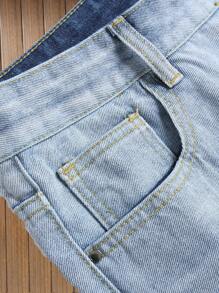 Jeans di moda in denim dai colori a contrasto per uomo