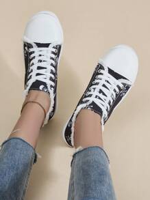 Giày bệt buộc dây thoải mái đa năng thiết kế hình đầu lâu mới cho nữ, thích hợp cho lễ Halloween, ngoài trời - màu đen - Xem 1