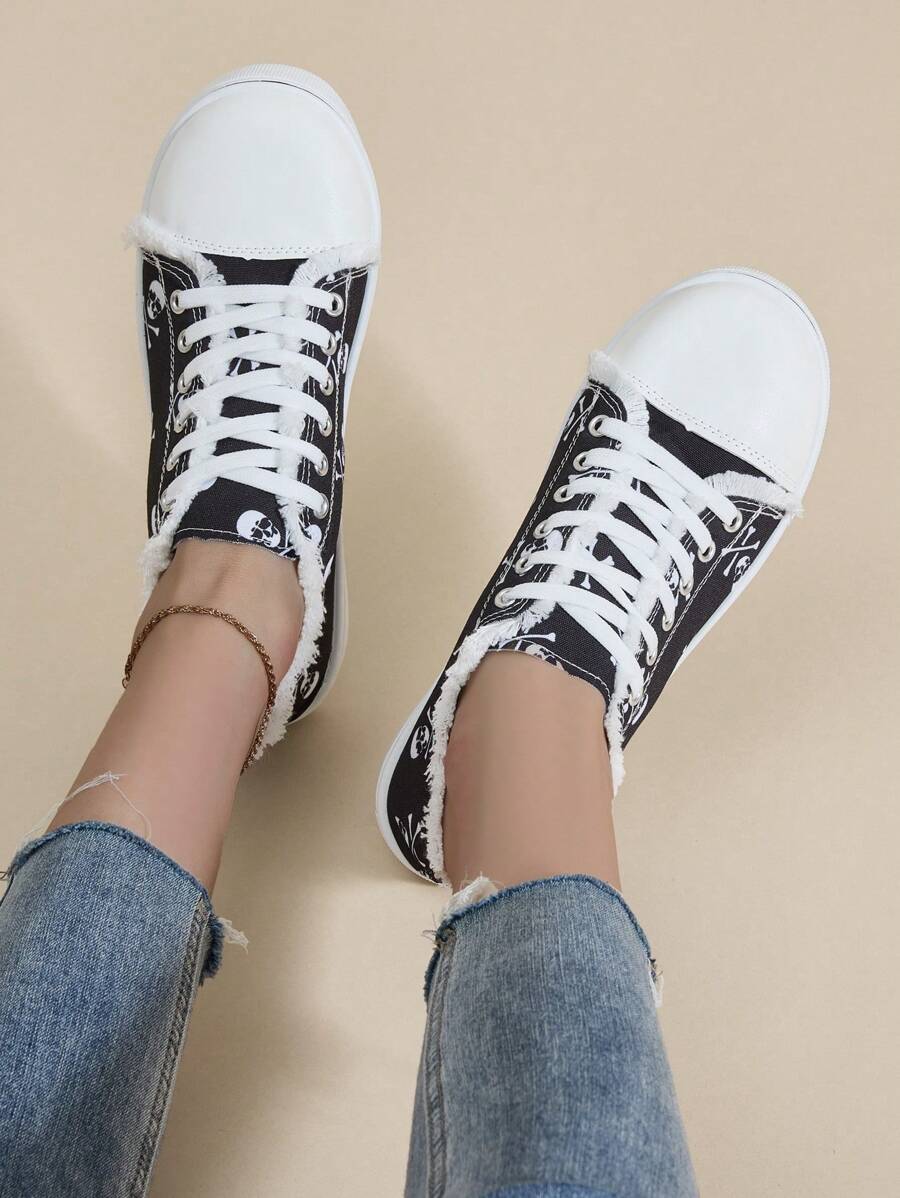 Giày bệt buộc dây thoải mái đa năng thiết kế hình đầu lâu mới cho nữ, thích hợp cho lễ Halloween, ngoài trời - màu đen - Xem 1