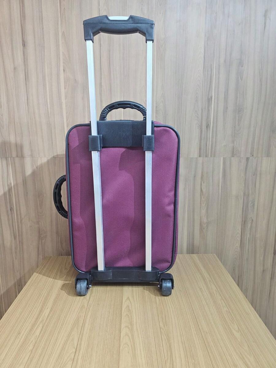 Small CarryOn Suitcase With Wheels, Standard ANAC Measurements for