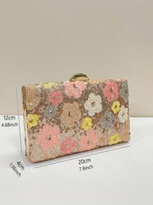 这款多色花卉斜挎包时尚独特，配有复古链条肩带，迷你盒形设计，适合派对女孩、新娘、大学生、年轻职业女性和上班族。可用于派对、舞会、婚礼等各种场合，与舞蹈配饰完美搭配，精致的花卉图案尽显女性魅力。粉色 - 珊瑚粉 - 查看 4