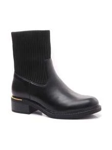 Ankle Boots With Ribbed Elastic Upper – Modern Comfort And Minimalist Style - Black - View 3