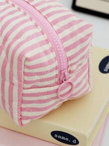 1PC Túi đựng đồ trang điểm chần bông sọc hồng đẹp, Túi đựng đồ trang điểm họa tiết sọc hai màu cổ điển, Vải lót kẻ caro màu hồng, Túi đựng đồ trang điểm du lịch thời trang xách tay, Đa chức năng, Túi đựng mỹ phẩm đơn giản, Túi đựng đồ dung tích lớn, Thích hợp đựng ví, Son môi, Băng vệ sinh, Chìa khóa, v.v., Túi đựng đồ vệ sinh dễ thương, Túi đựng đồ du lịch, Thích hợp cho phụ nữ, trẻ em gái, học sinh, Quà tặng - Bụi hồng - Xem 6