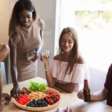 1 件分隔式餐盘托盘，竹制可旋转蔬菜水果拼盘，甜点水果蔬菜食物餐盘托盘，分段式零食容器碗，带 7 个隔层，可盛放糖果、开胃菜、坚果、派对、家庭晚餐、节日和家庭暖心、圣诞节中式婚礼派对