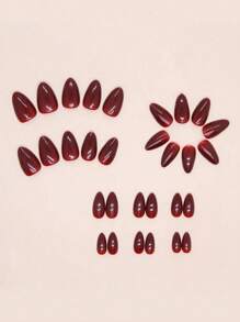 30 piezas Puntas de uñas cortas y afiladas de color rojo sólido retro, accesorios de arte de uñas de diseño elegante para uso diario de uñas postizas para mujeres