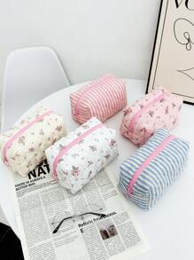 1pc Blue Striped Quilted Cosmetic Bag, Ditsy Floral Pattern Cosmetic Bag, Dual-Color Striped Cosmetic Bag, Minimalist Multi-Function Cosmetic Bag, Zipper Large Opening Portable Travel Bag. The Cosmetic Bag Can Store Cosmetics, Lipsticks, Sanitary Napkins, Makeup Brushes, Coins, Keys, Earphones, Earbuds, Earphone Cables And Other Accessories