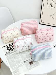 1pc Blue Striped Quilted Cosmetic Bag, Ditsy Floral Pattern Cosmetic Bag, Dual-Color Striped Cosmetic Bag, Minimalist Multi-Function Cosmetic Bag, Zipper Large Opening Portable Travel Bag. The Cosmetic Bag Can Store Cosmetics, Lipsticks, Sanitary Napkins, Makeup Brushes, Coins, Keys, Earphones, Earbuds, Earphone Cables And Other Accessories