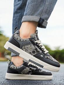 (One Size Smaller) Men's Random Print Lace-Up Front Patchwork Low-Top Flat Sneakers, Outdoor Fashion Street Style Casual Athletic Shoes - Beige - View 11