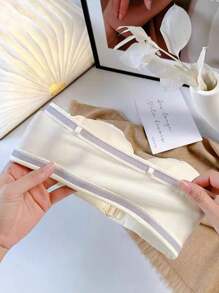 Women Seashell Pattern Wireless Push-Up Front-Closure Bra, Backless & Strapless Wedding Bra (For Small Bust),