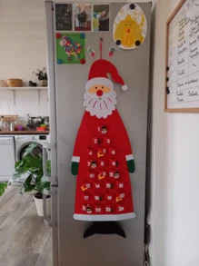 1 Stück Adventskalender aus Filz im Weihnachtsstil 3D Weihnachtsmann Adventskalender mit 24 Taschen Weihnachts-Countdown Ornamente zum Aufhängen für Zuhause, Büro, Tür, Wanddekoration, ein ideales Geschenk