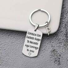1pc Spanish Engraved Casual Style Stainless Steel Keychain, Romantic Valentines Gift For Husband Or Boyfriend Car Accessories Bag Charm School Letter Cute Goth Y2k Bag Accessories Lanyards With Id Holder Car Accessories Bag Charms