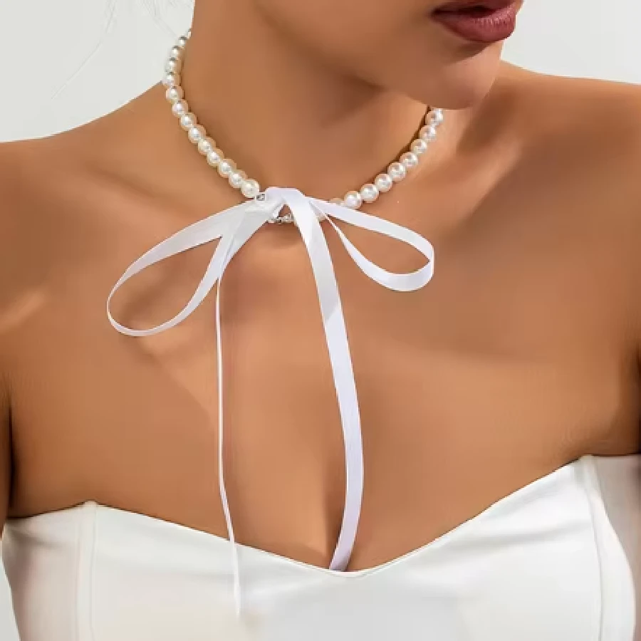 女士时尚蝴蝶结珍珠项链，双层颈链设计 - 白色 - 查看 1