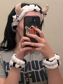 1pc Cow Pattern Bath Headband & 2pcs Bath Wrist Band, Polyester Cow Decor Facial Makeup Headband & Wrist Wash Band For Bathroom Home Bathroom Decor Fall Decor Back To School Hair  - Black and White - View 9