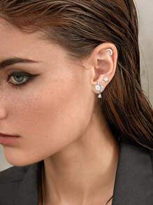 CASSIECA 1 件耳轮软骨耳环 男女款 不锈钢耳屏耳环 蝴蝶月亮星星花朵耳洞首饰 适用于耳轮软骨耳屏