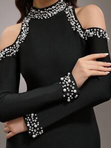Elegante vestido largo negro de cuello alto y hombros descubiertos, con mangas adornadas con perlas y diamante de imitación, diseño entallado, adecuado para fiestas, invitados de boda - Negro - Ver 10