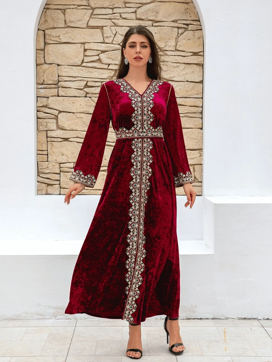 复古风格女士开衩长袖连衣裙，奢华刺绣金丝绒长裙，秋冬