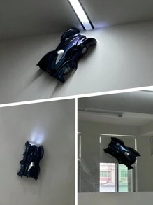 1 件遥控爬墙车，2 种模式：1. 光滑表面模式，2. 墙壁、玻璃、天花板上的吸盘吸附模式，经典遥控爬墙车玩具适合 5-13 岁男孩和女孩，生日礼物 - 紫色 - 查看 2