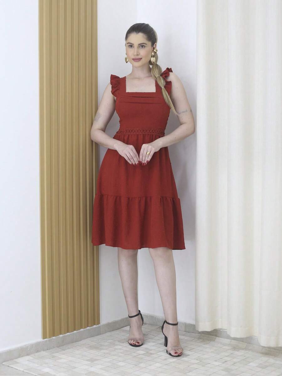 Short Popcorn Dress With Lace At The Waist, Straps With Ruffles And Padded Bra - 駝色 - 查看 1