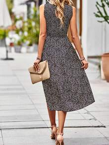 Ditsy Floral Side Cutout Dress - màu đen - Xem 2