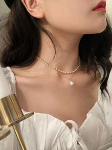 1 件独特的女士双层珍珠吊坠项链，简约设计