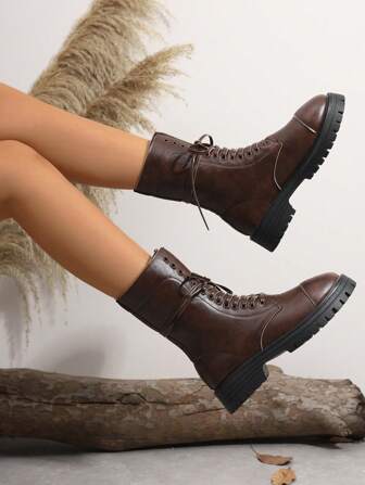 Women's Thick Sole Chunky Heel Brown Boots, British Style New For Autumn/Winter 2024, Retro Distressed Motorcycle Ankle Boots, Fashionable Lace-Up Booties