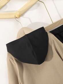 2 件套男孩拼色连帽衫和休闲运动裤套装，适合春秋季的时尚男孩服装