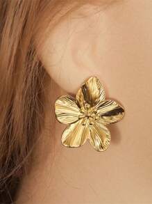 1 Pair Fashionable Oversized Gold Color Floral Stud Earrings, Chic And Versatile European And American Style, High-End Metallic Best Seller - Yellow Gold - View 6