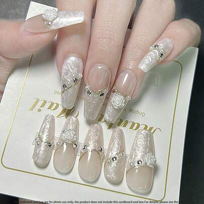 10片手工按压式假指甲，创意棺材形人造指甲，法式拉绳美甲，白色珍珠母贝纹理法式简约美甲，配3D花朵珍珠钻石蝴蝶结美甲装饰，裸色美甲，棺材形美甲，时尚简约彩色美甲，樱花美甲，白色蝴蝶结，白色美甲，粉色美甲，适合春、夏、秋、冬四季，欧美风格美甲，可爱美甲装饰，完美适用于DIY居家美甲、日常办公美甲、礼物、美甲用品、自学美甲、美甲入门、千禧虫风格美甲、指甲、美甲、升级美甲、美甲套装、毕业派对美甲、棺材形甲片、杏仁形甲片、美甲材料、婚礼美甲、撞色美甲、新款美甲，生日和节日礼物套装，送给女性和女孩！手工制作的美甲贴