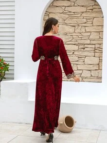 复古风格女士开衩长袖连衣裙，奢华刺绣金丝绒长裙，秋冬