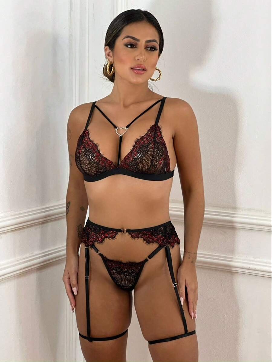 Women's Sexy Lingerie Set Luxury Trio With Sensual Lace Garter Belt With Elegant Heart Pendant - 紅色 - 查看 1
