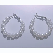 一对优雅镀银仿珍珠耳环，复古风格，适合女士派对 - 珍珠款 - 查看 1