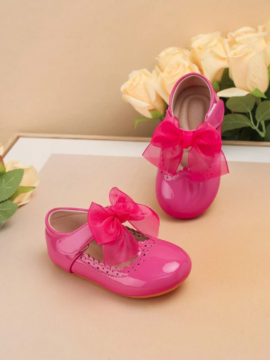 1 Pair Cute Butterfly Floral Decor Solid Color Non-Slip Massage Sole Flat Baby Walking Shoes Suitable For Spring And Autumn - Hot Pink - View 1